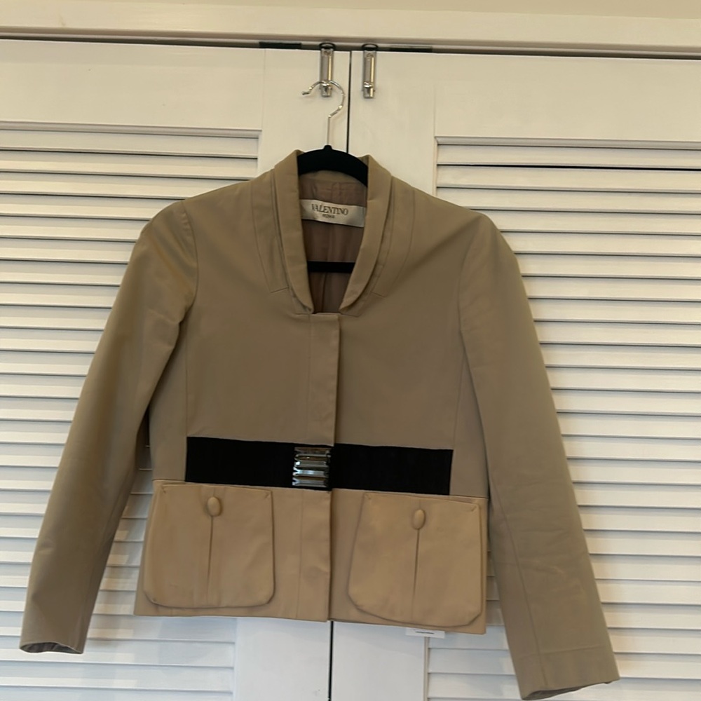 Valentino Jacket size 40 ( size 4 )